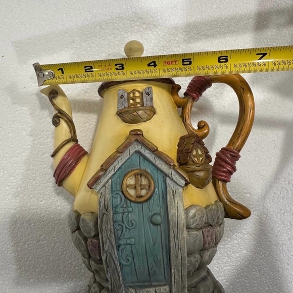 Figurine Teapot Cottage Resin
Vintage Decor for Home Decorations House - Picture 6 of 9